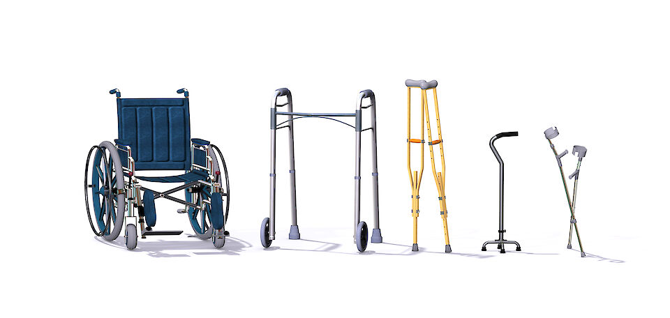 Rollstuhl, Gehhilfe und Krücken
