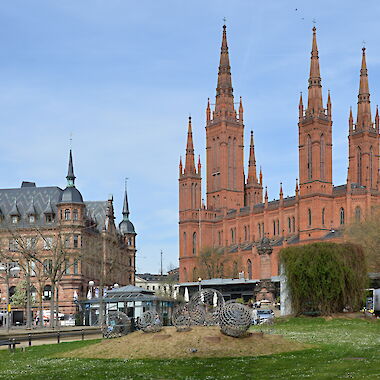 Altstadt mit Kirche in Wiesbaden